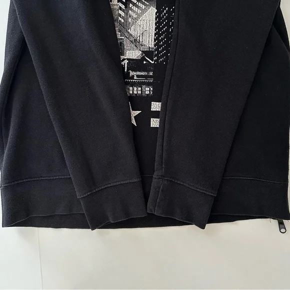 H&M Black Crewneck Sweater with Graphic Print - Picture 10 of 13